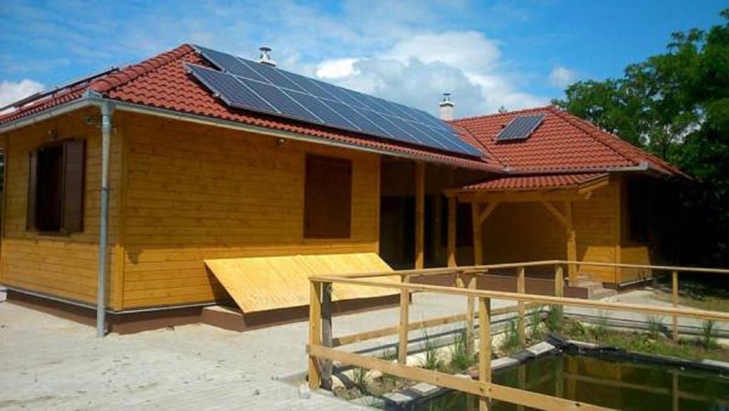 Mezes Tanya Belmegyer Villa Exterior photo